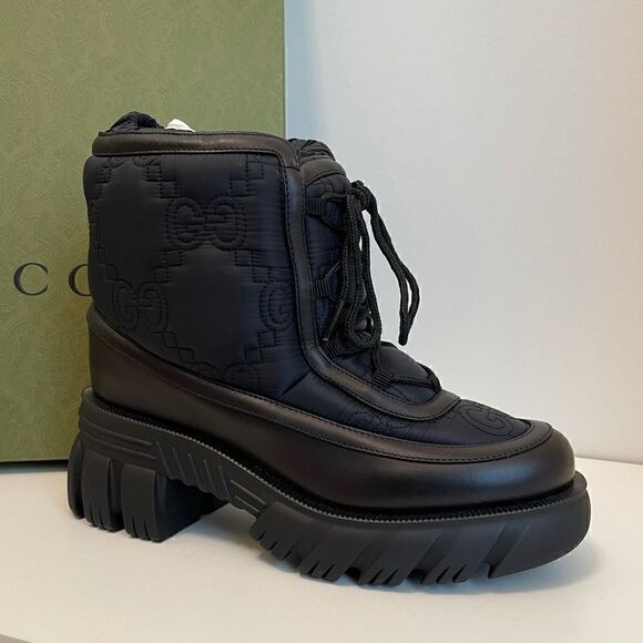 Gucci
GG pattern boots AUTHENTIC  - Picture 7 of 11